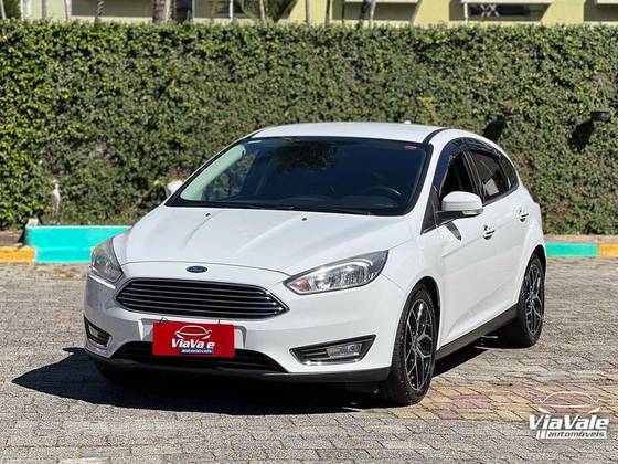 FORD FOCUS 2.0 TITANIUM 16V FLEX 4P POWERSHIFT FORD FOCUS 2.0 TITANIUM 16V FLEX 4P POWERSHIFT